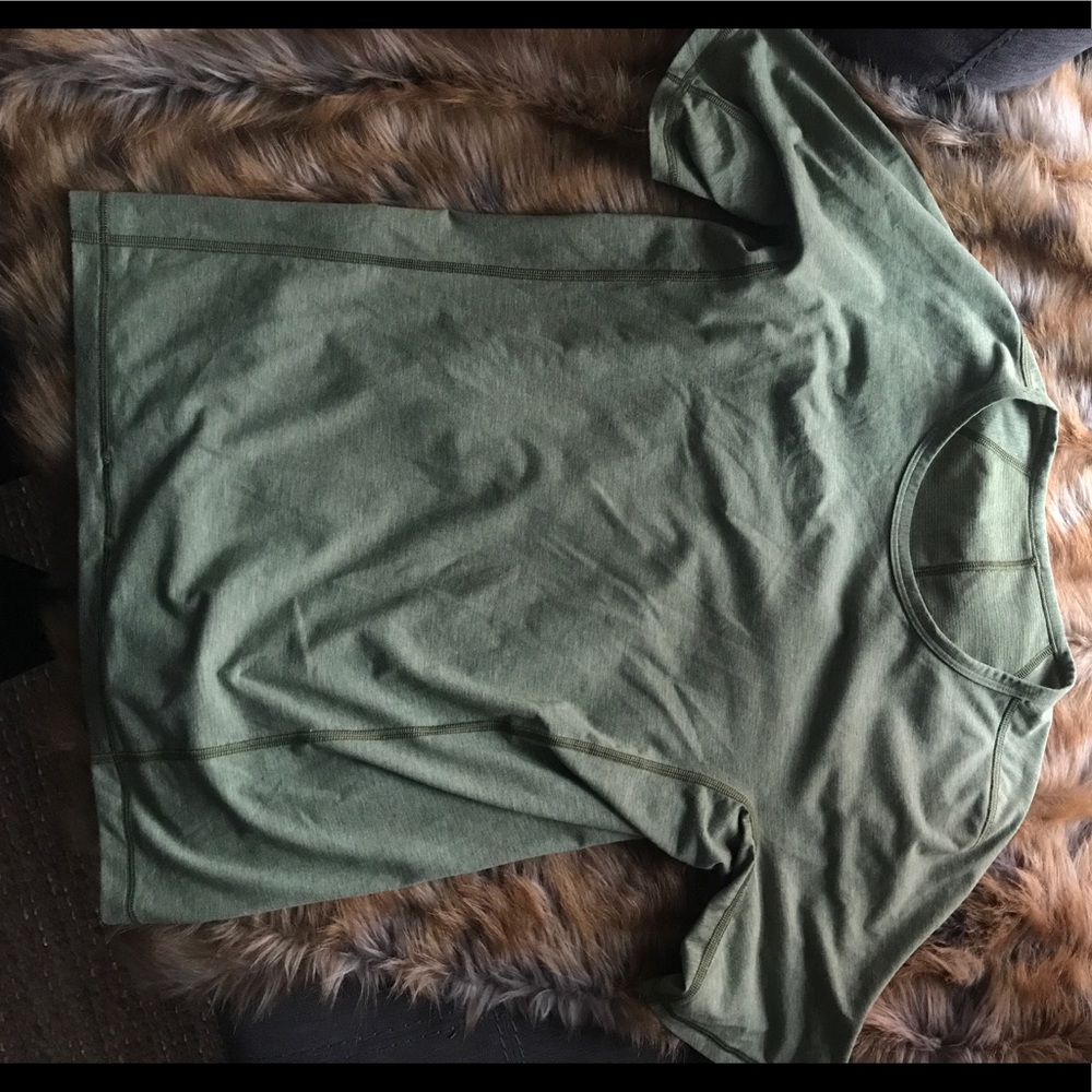 Lulu lemon yoga shirt